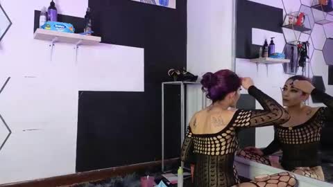 Snapshot of haileycat_ chatting on December 23, 2025, 1:36 am haileycat_ online show from December 23, 2025, 1:36 am