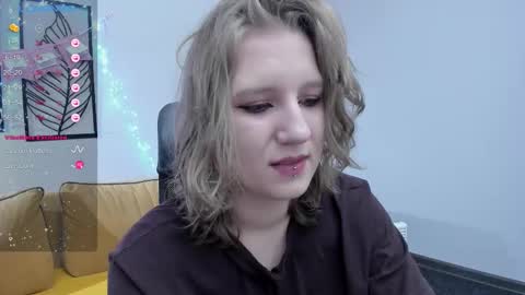 Snapshot of haileyfoxy chatting on February 6, 2026, 12:08 pm Hailey online show from February 6, 2026, 12:08 pm