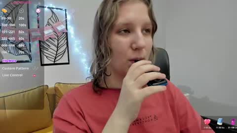 Snapshot of haileyfoxy chatting on February 19, 2026, 12:34 pm Hailey online show from February 19, 2026, 12:34 pm