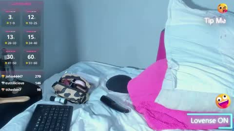 haileystonei online show from April 20, 2026, 1:03 pm