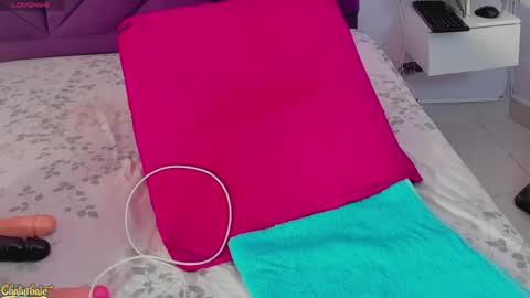 haileystonei online show from May 30, 2026, 12:02 pm