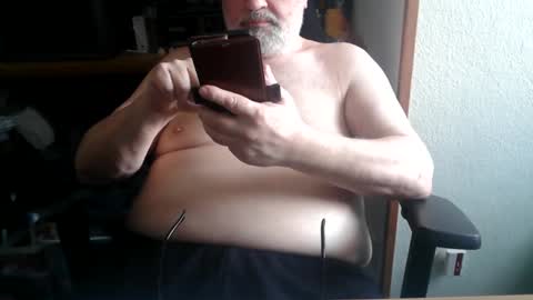 hairyarmpit_lover_1970 online show from April 23, 2026, 12:29 pm