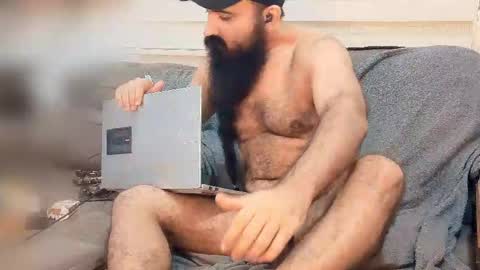 Hairy Beard Smoker online show from May 8, 2026, 5:02 am