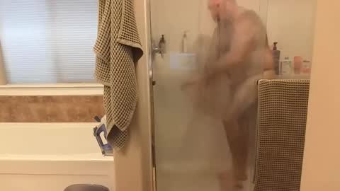 Snapshot of hairydaddreams chatting on May 26, 2026, 1:18 pm hairydaddreams online show from May 26, 2026, 1:18 pm