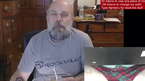 HairyDaddyBear69 online show from May 3, 2026, 12:27 am