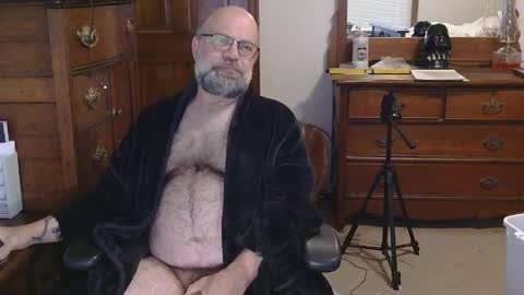 Snapshot of hairydaddybear69 chatting on May 13, 2026, 11:40 am HairyDaddyBear69 online show from May 13, 2026, 11:40 am