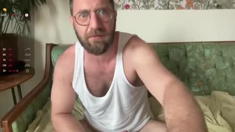 Harry Fit  Big Bro Dad Sir online show from May 18, 2026, 3:18 pm