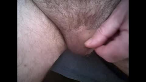 Snapshot of hairyman007 chatting on December 18, 2024, 10:40 am hairyman007 online show from December 18, 2024, 10:40 am