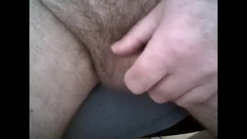 Snapshot of hairyman007 chatting on February 19, 2025, 10:23 am hairyman007 online show from February 19, 2025, 10:23 am