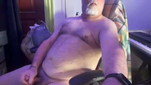 hairynudist1967 online show from April 24, 2026, 3:47 pm