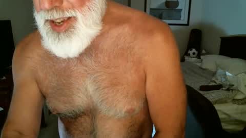 Snapshot of hairypecsguy chatting on June 10, 2026, 7:07 am Hairy pecs online show from June 10, 2026, 7:07 am