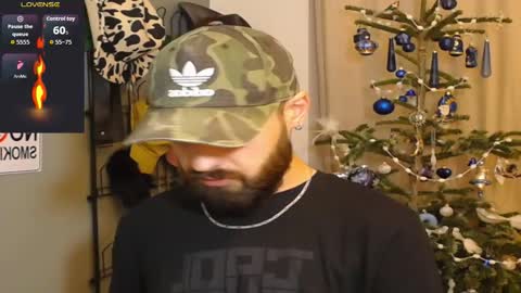 HairyRobXxX online show from December 22, 2025, 4:37 pm