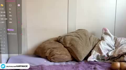 hairy and short online show from June 10, 2026, 6:18 pm