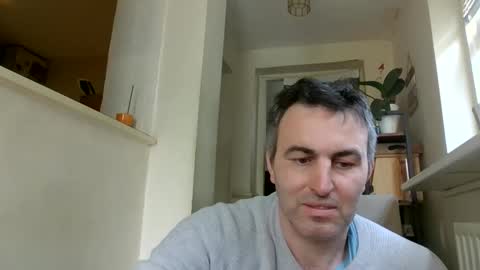 hakfin666 online show from April 5, 2026, 8:33 am