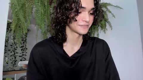 halan online show from February 18, 2025, 7:52 pm