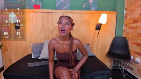 Halley Lorens online show from September 22, 2025, 7:16 pm