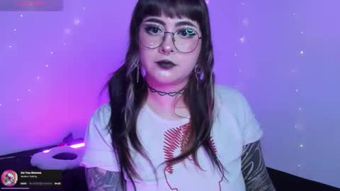 Snapshot of hallucigenia_sparza chatting on June 2, 2026, 8:22 pm Hallu online show from June 2, 2026, 8:22 pm