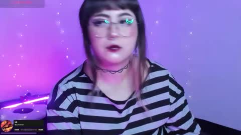 Snapshot of hallucigenia_sparza chatting on June 8, 2026, 9:59 pm Hallu online show from June 8, 2026, 9:59 pm