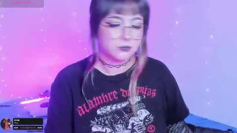 Snapshot of hallucigenia_sparza chatting on July 17, 2026, 9:41 pm Hallu online show from July 17, 2026, 9:41 pm