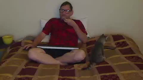 hammerthatthang73 online show from October 10, 2025, 10:36 am