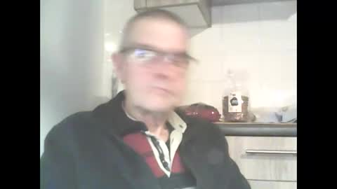 Prefer men 80 online show from December 21, 2025, 9:33 pm