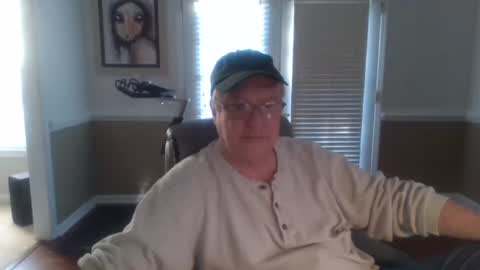 Han online show from November 23, 2025, 1:33 pm