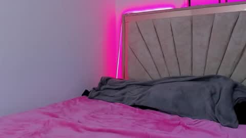 Hana and Zeta online show from February 23, 2026, 2:25 pm