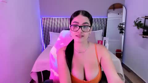Snapshot of hanah_greey chatting on June 24, 2026, 7:13 pm HANAH online show from June 24, 2026, 7:13 pm