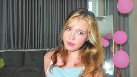 hanahwoods online show from March 12, 2025, 12:53 am