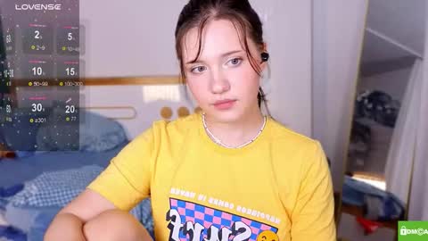 hanahwoods online show from October 9, 2025, 1:31 pm