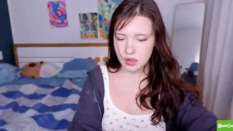 hanahwoods online show from November 14, 2025, 12:42 am