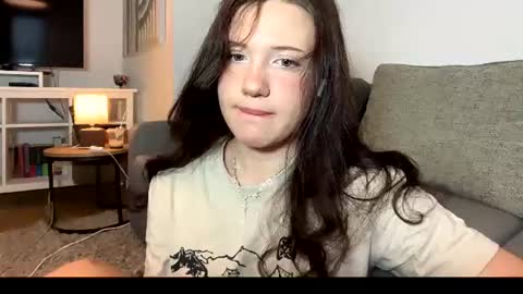 Snapshot of hanahwoods chatting on June 26, 2026, 3:11 am hanahwoods online show from June 26, 2026, 3:11 am