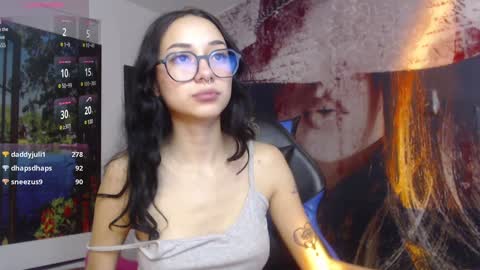 Hanaku  online show from February 2, 2025, 4:22 pm