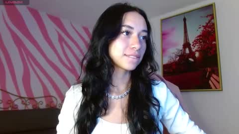 Hanaku  online show from March 26, 2026, 8:58 pm