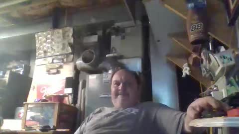 Snapshot of handiemanhere chatting on April 1, 2026, 12:00 am naked man online show from April 1, 2026, 12:00 am