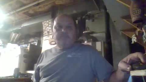 Snapshot of handiemanhere chatting on April 5, 2026, 5:48 am naked man online show from April 5, 2026, 5:48 am