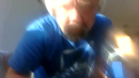 handncocknocum online show from September 9, 2025, 7:52 am