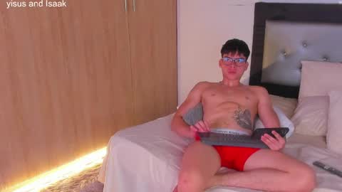 handsome_boys69 online show from April 12, 2026, 5:23 am
