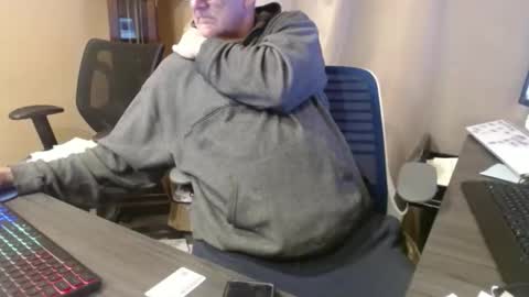 handsome_guy4u online show from March 29, 2026, 3:28 am