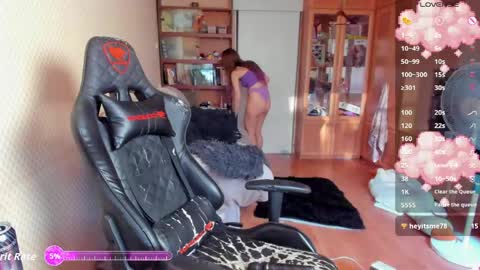 Mila online show from June 3, 2026, 1:41 am
