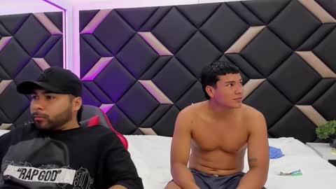 leonardfarrucknick and otis online show from October 22, 2025, 1:11 pm