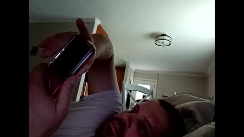 handsomedaddy198923 online show from September 9, 2025, 7:13 pm