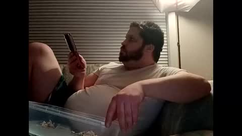 handsomedaddy198923 online show from October 31, 2025, 7:31 am