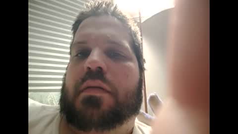 handsomedaddy198923 online show from November 1, 2025, 5:20 am