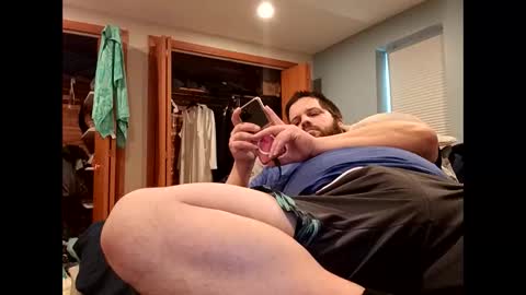 handsomedaddy198923 online show from November 3, 2025, 8:43 pm