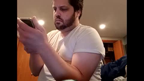 handsomedaddy198923 online show from November 10, 2025, 6:18 pm