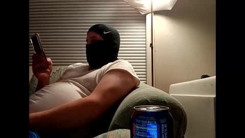 handsomedaddy198923 online show from November 12, 2025, 7:53 am