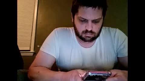 handsomedaddy198923 online show from November 18, 2025, 7:57 am