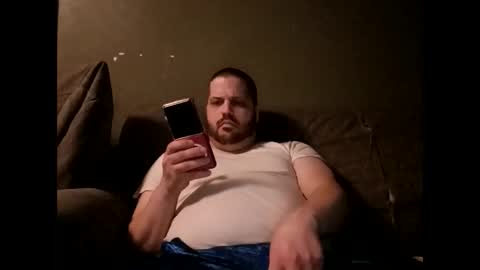 Handsomedaddy198923 online show from April 7, 2026, 6:36 am