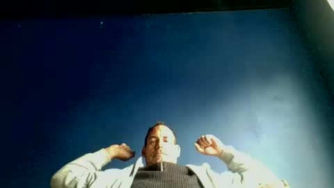 handsomeguy4ever online show from September 26, 2025, 1:59 pm